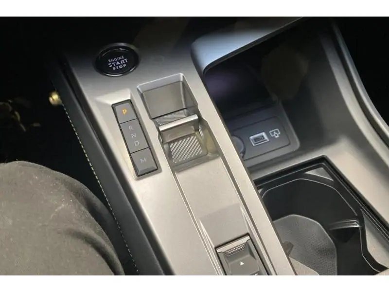 VEHICLE__CONDITION_SERVICE Peugeot 308 GT BLACK 16