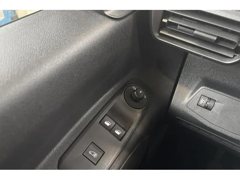 Occasion Peugeot Partner STANDARD LIGHT WHITE 16