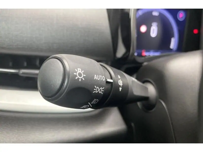 VEHICLE__CONDITION_SERVICE Fiat 600 SUV AUTO BLUE 23