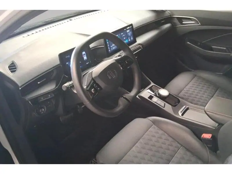 Occasion MG MG3 Luxury HEV WHITE 9