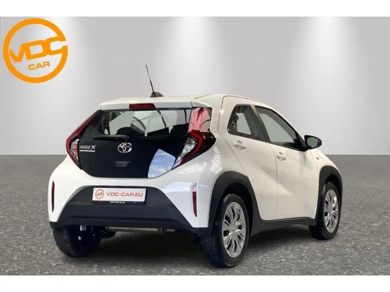 Occasion Toyota Aygo X BUSINESS EDITION WHITE 3