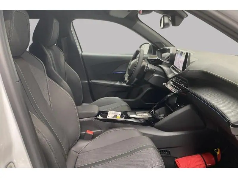 VEHICLE__CONDITION_SERVICE Peugeot 2008 GT*DISPO 12/2025 WHITE 8