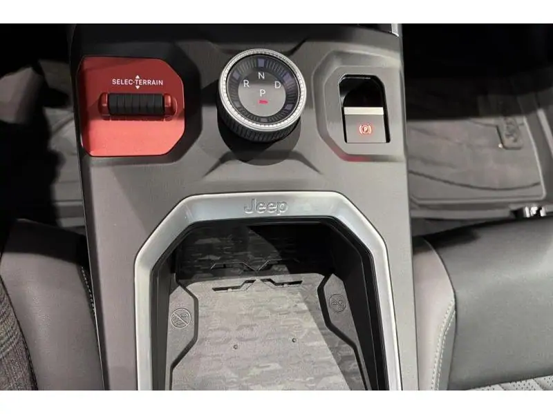 Démo Jeep Compass e-Hybrid-First Edition  145pk DCT6 GREY 16