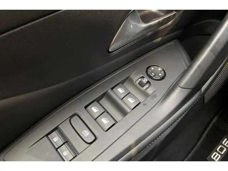 VEHICLE__CONDITION_SERVICE Peugeot 308 ALLURE*dispo 04/2026 BLUE 17