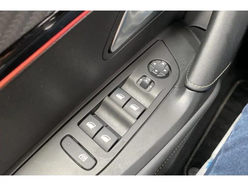 Occasion Peugeot 2008 GT* GPS Caméra et Attelage! ORANGE 17