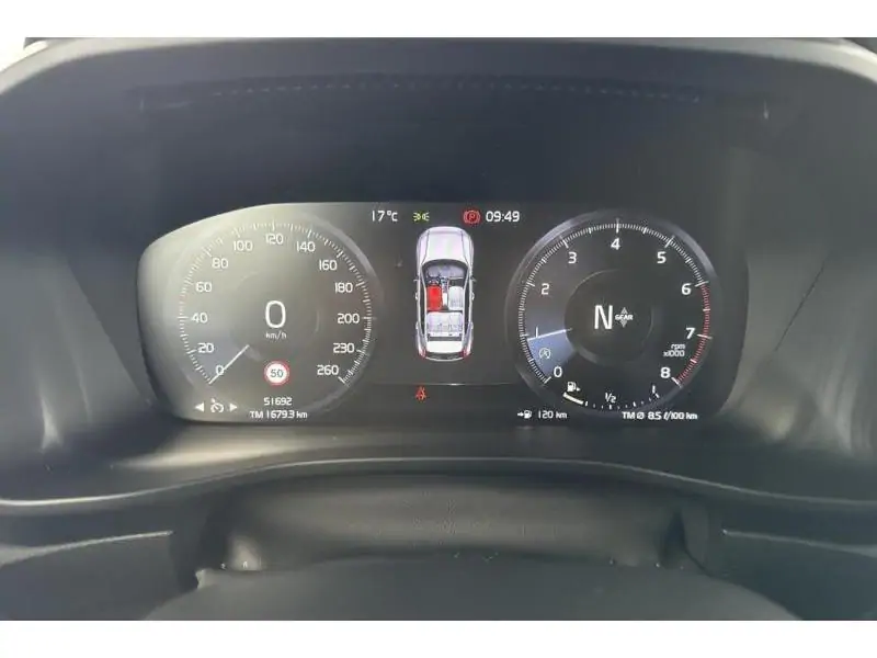 Occasion Volvo XC40 T2 WHITE 26