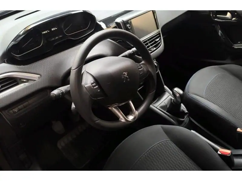 Occasion Peugeot 208 STYLE GPS GREY 9