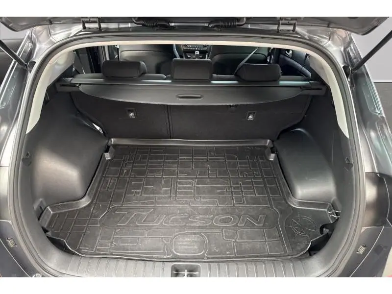 Occasion Hyundai Tucson SUV MANUAL GREY 19