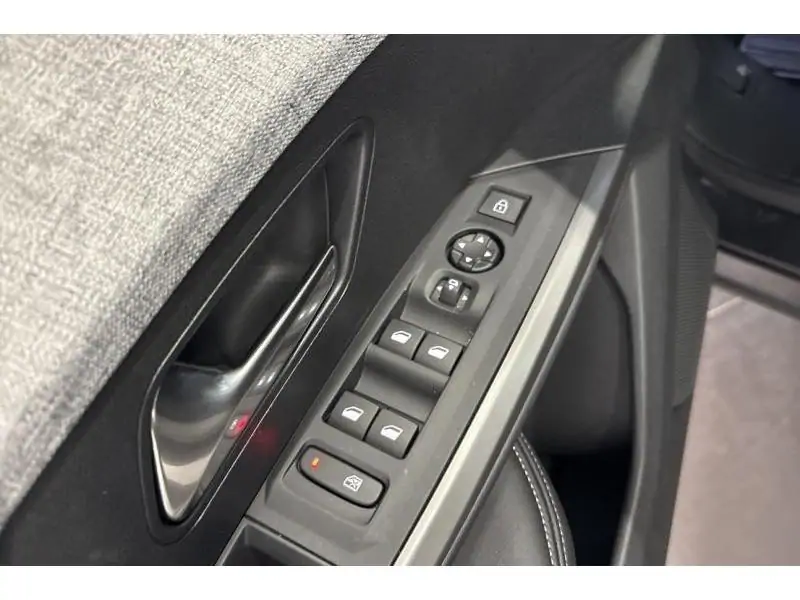 VEHICLE__CONDITION_SERVICE Peugeot 5008 ALLURE GREY 15