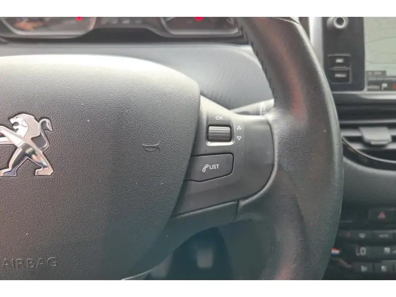 Occasion Peugeot 2008 STYLE GREY 26
