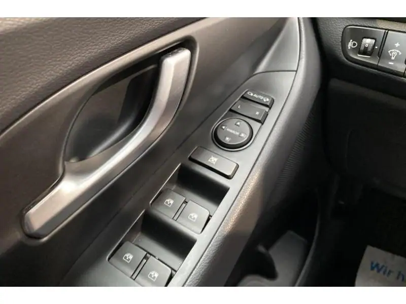 Occasion Hyundai i30 1.0 T-GDI 48V Hybrid BLACK 17