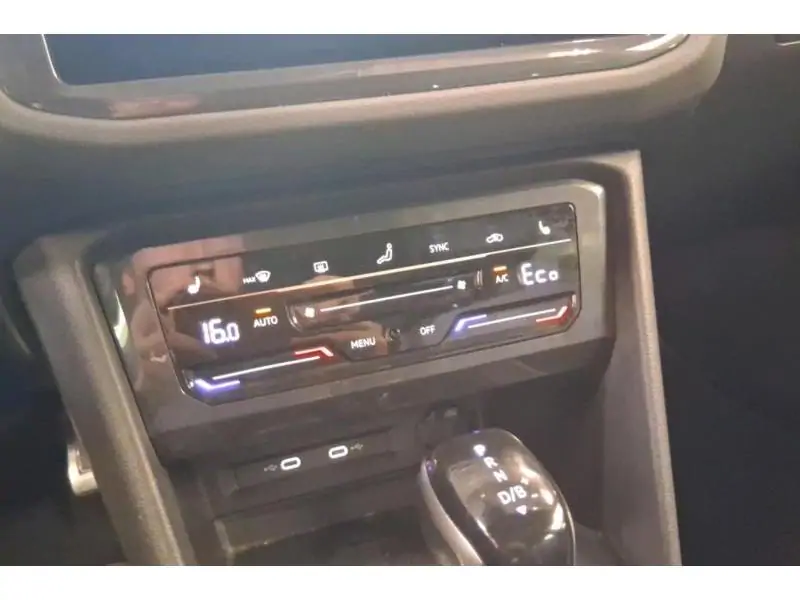 Occasion Volkswagen Tiguan III R Line 1.4 Plug in BLUE 15