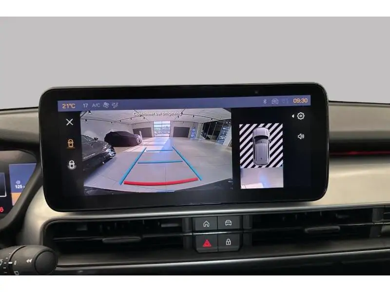 VEHICLE__CONDITION_SERVICE Jeep Avenger Altitude E-Hybrid BLACK 23