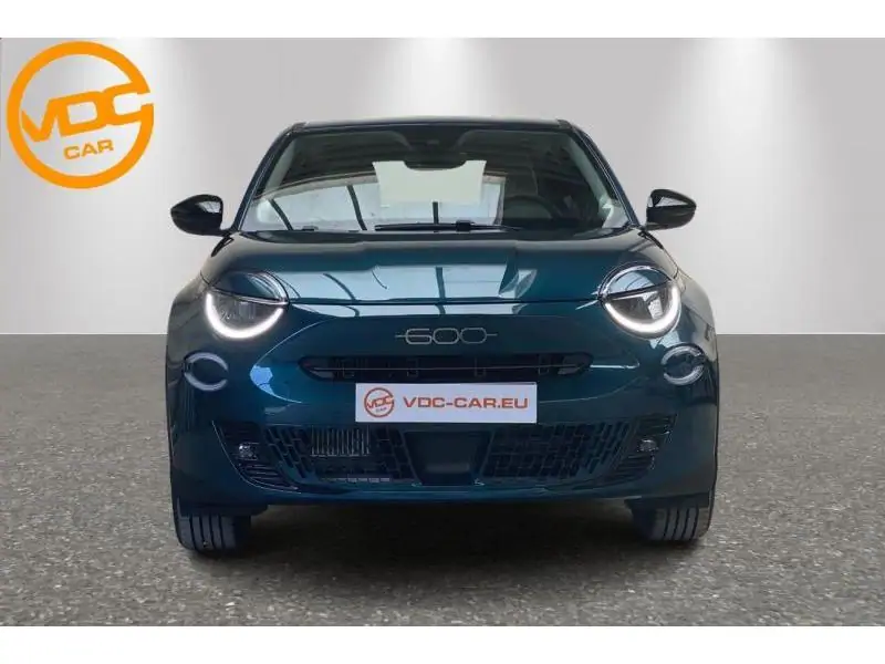 VEHICLE__CONDITION_SERVICE Fiat 600 Hybrid 100cv*Caméra Clim BLUE 6