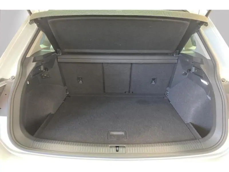 Occasion Volkswagen Tiguan Life* GPS Détecteurs arr. Jantes Alu WHITE 19