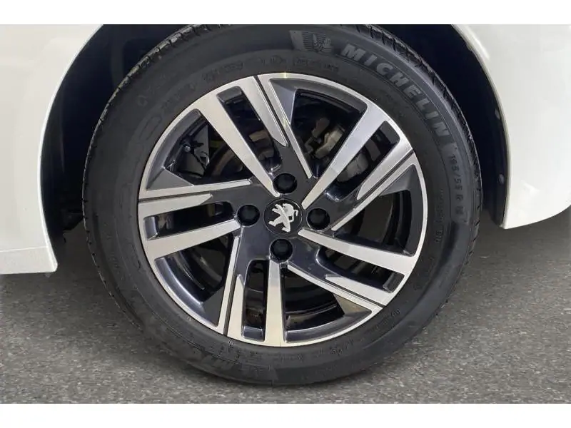 Occasion Peugeot 208 Allure WHITE 20