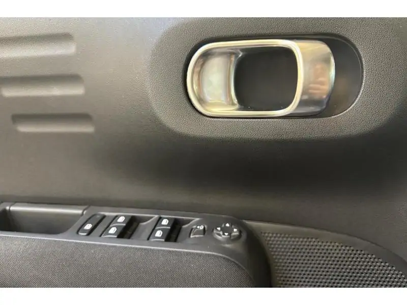 Occasion Citroen C3 Aircross Shine BLACK 17