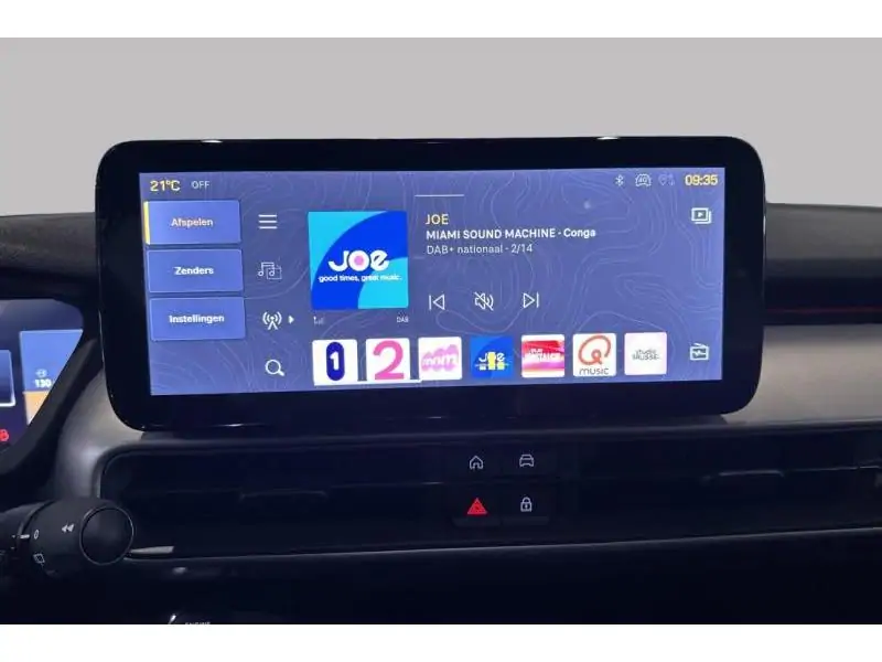 Démo Jeep Avenger E-Hybrid 4x2Altitude 1,2l 110hp E-Dct6 GREY 13