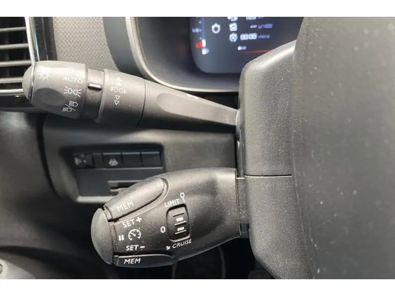 Occasion Citroen C5 Aircross SUV 1.2 turbo MANUAL GREY 26