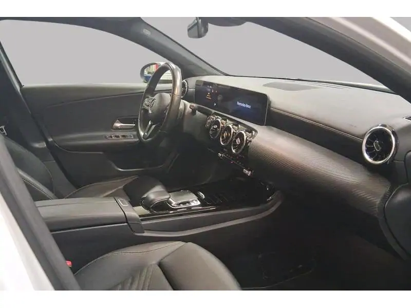 Occasion Mercedes-Benz A 180 Classe A d WHITE 2