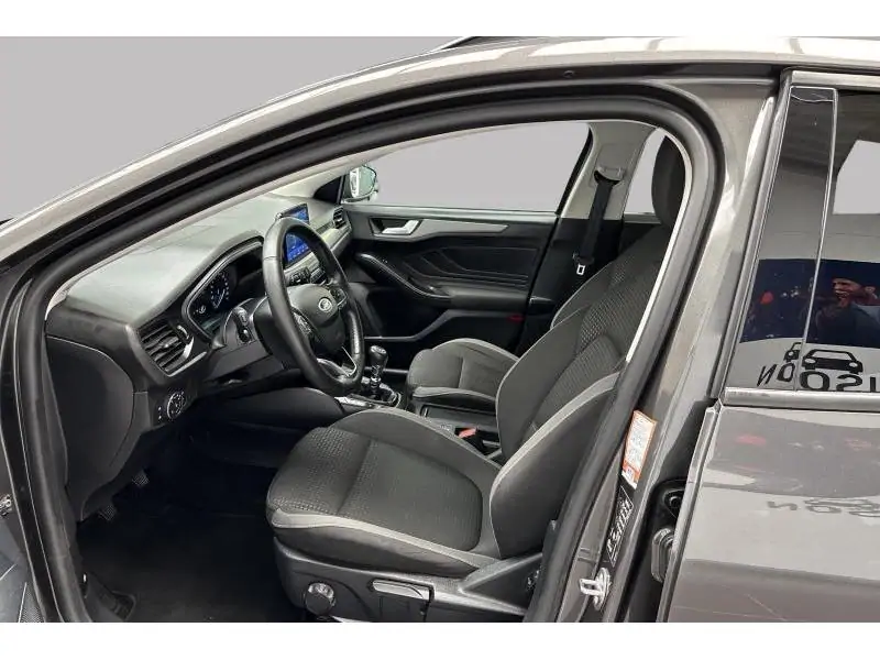 Occasion Ford Focus CONNECTED GREY 10