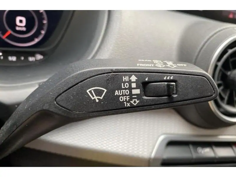 Occasion Audi Q2 Advanced* Caméra GPS JantesAlu WHITE 30