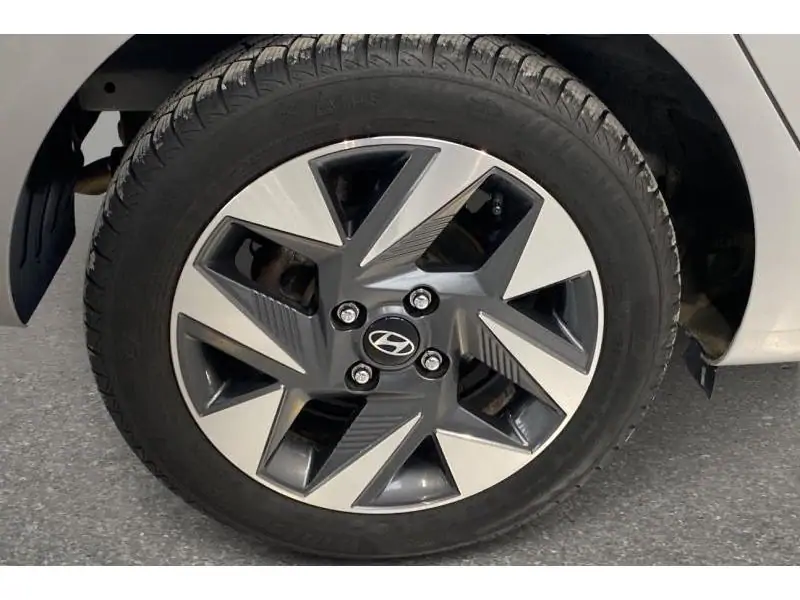 Occasion Hyundai i10 Navi* Caméra * Jantes alu! GREY 23