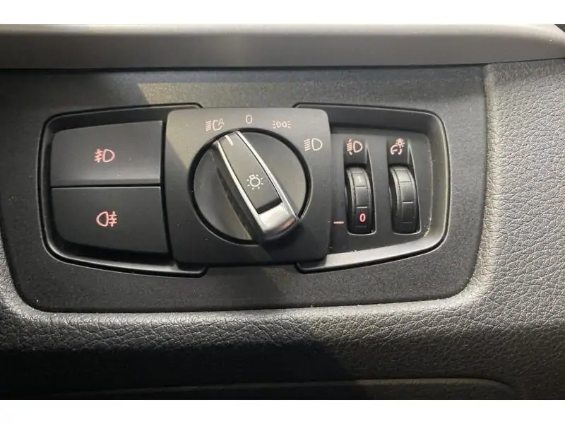 Occasion BMW Serie 3 316 d *GPS-PDC AV/AR* BLACK 22