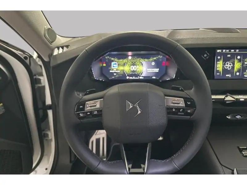 VEHICLE__CONDITION_SERVICE DS Automobiles DS 4 HYBRID 145 ETOILE WHITE 12