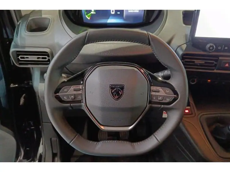 VEHICLE__CONDITION_SERVICE Peugeot Partner Standard Light 1.2 T BLACK 12
