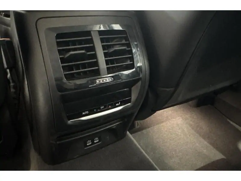 Occasion BMW Serie X X3 sDrive18d - 360° CAM GREY 35