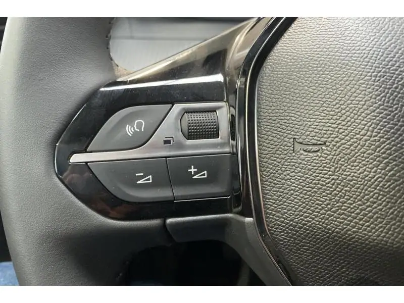 VEHICLE__CONDITION_SERVICE Peugeot 208 ALLURE GREY 24