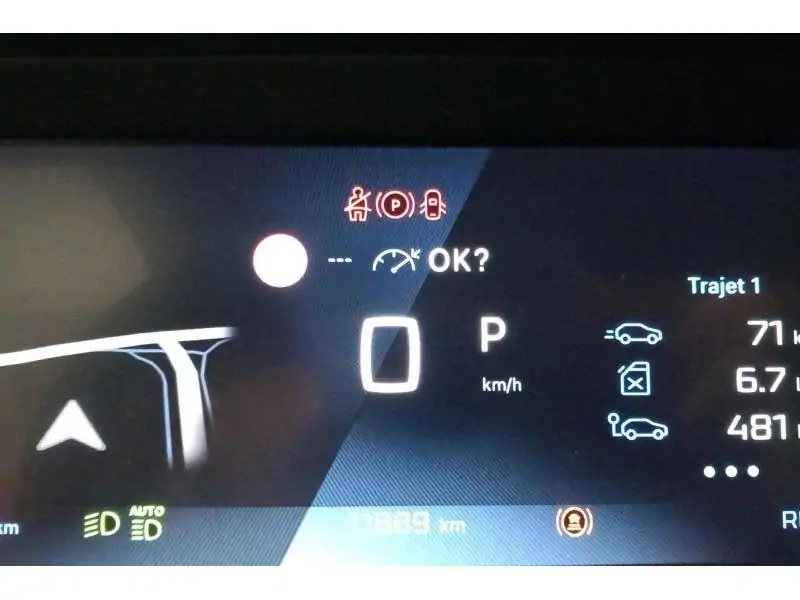 VEHICLE__CONDITION_SERVICE Peugeot Traveller 8 places GREEN 16