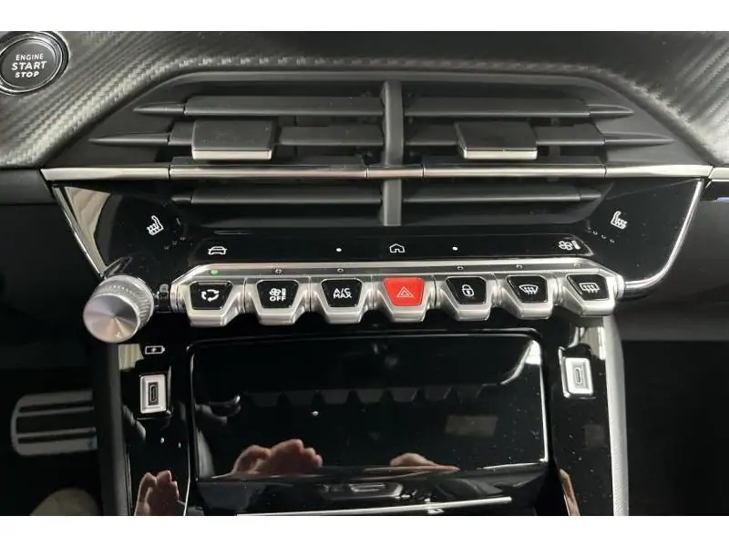 Démo Peugeot 2008 GT GREY 26
