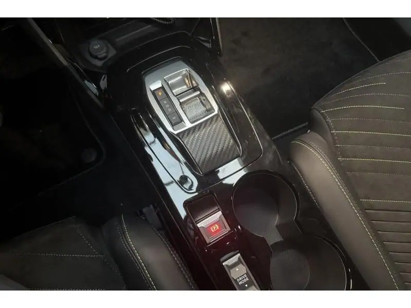 VEHICLE__CONDITION_SERVICE Peugeot 2008 II GT RED 16