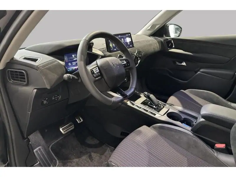 VEHICLE__CONDITION_SERVICE DS Automobiles DS 3 PERFORMANCE LINE E-TENSE BLACK 9