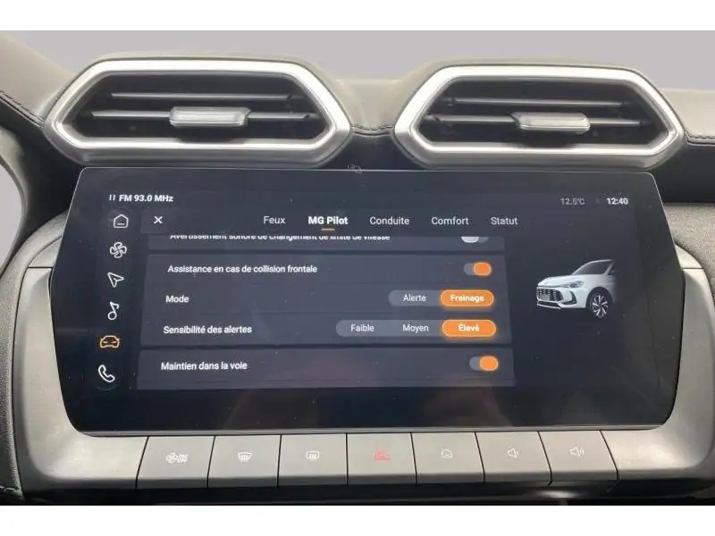 Occasion MG ZS COMFORT 1.5 HYBRID + WHITE 32