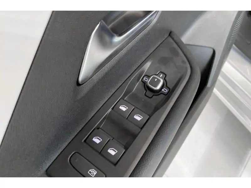 VEHICLE__CONDITION_SERVICE Opel Astra Edition GREY 18