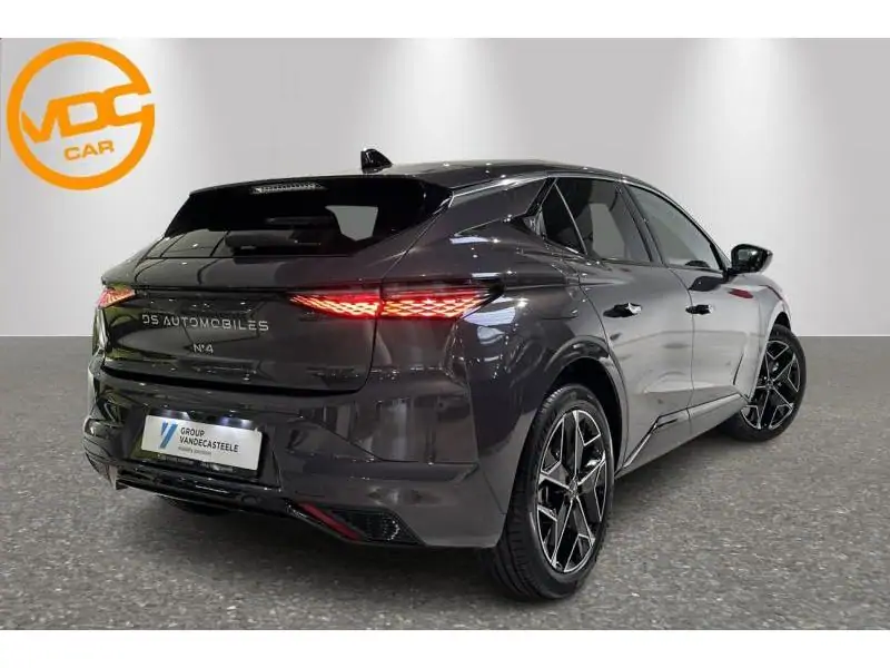Démo DS Automobiles DS 4 HYBRID 145 ETOILE NAPPA GREY 3