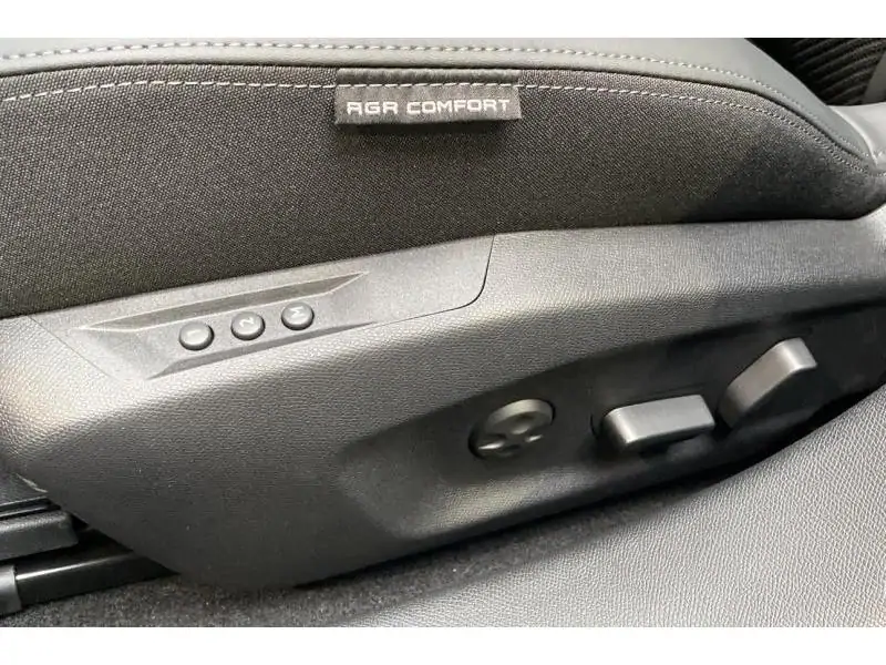 Démo Peugeot 408 GT EXCLUSIVE GREEN 27