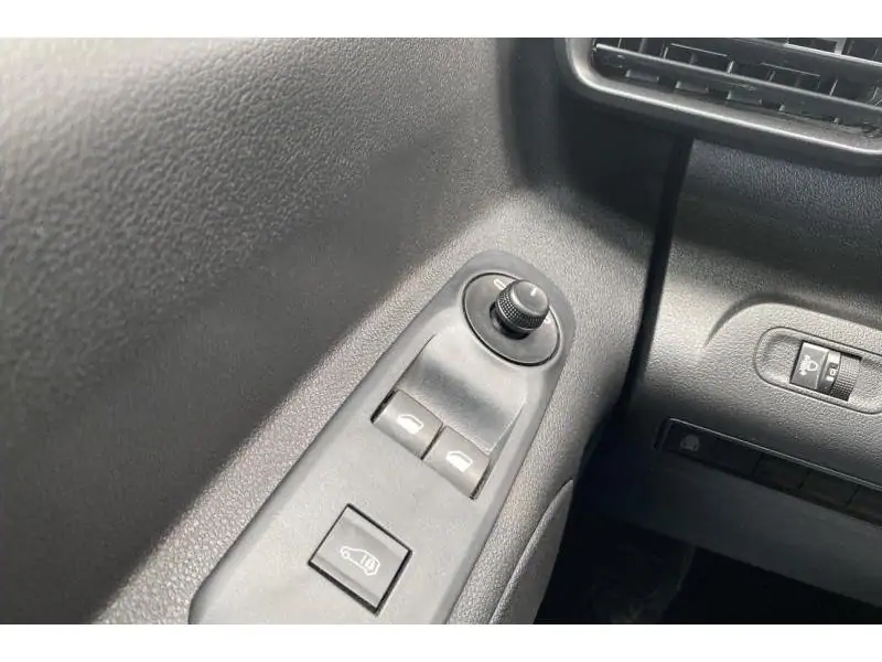 Occasie Peugeot Partner V Premium SILVER 17