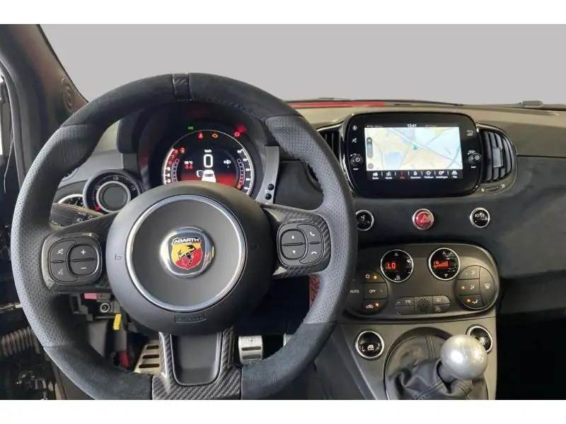 Demo Abarth 695 75° Anniversario BLACK 11