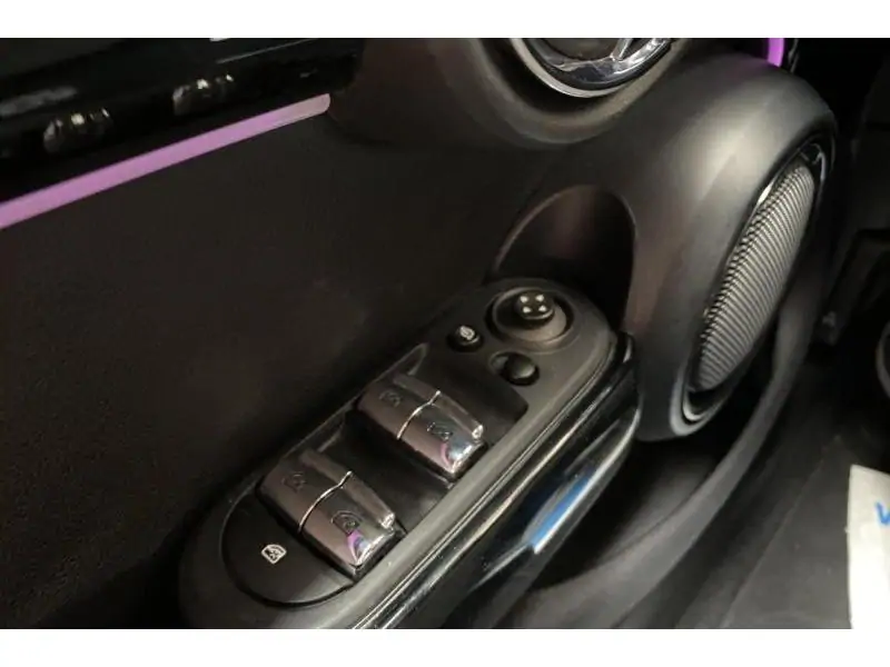 Occasion MINI Cooper Facelift Mini One - 5 DOORS BLACK 17