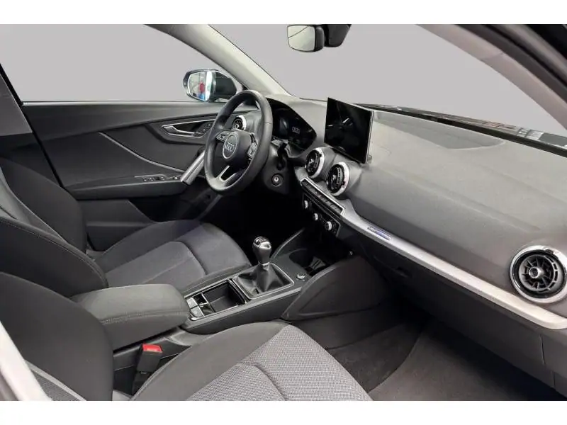 Occasion Audi Q2 S line BLACK 2