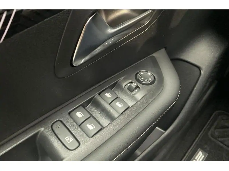 VEHICLE__CONDITION_SERVICE Peugeot 208 ENVY*Véh. de Direction! GREY 17