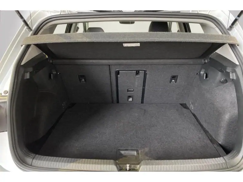 Occasion Volkswagen Golf VIII Life GREY 19