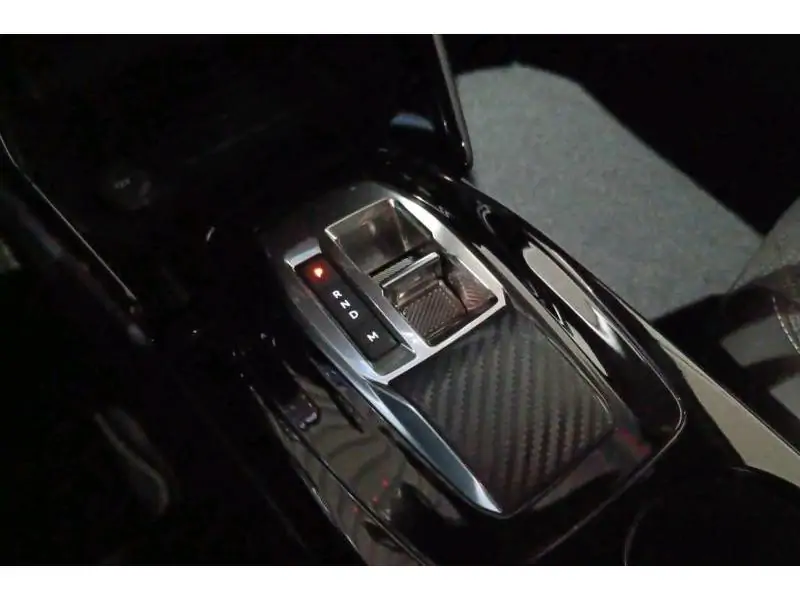 VEHICLE__CONDITION_SERVICE Peugeot 2008 ALLURE HYBRID BLACK 16