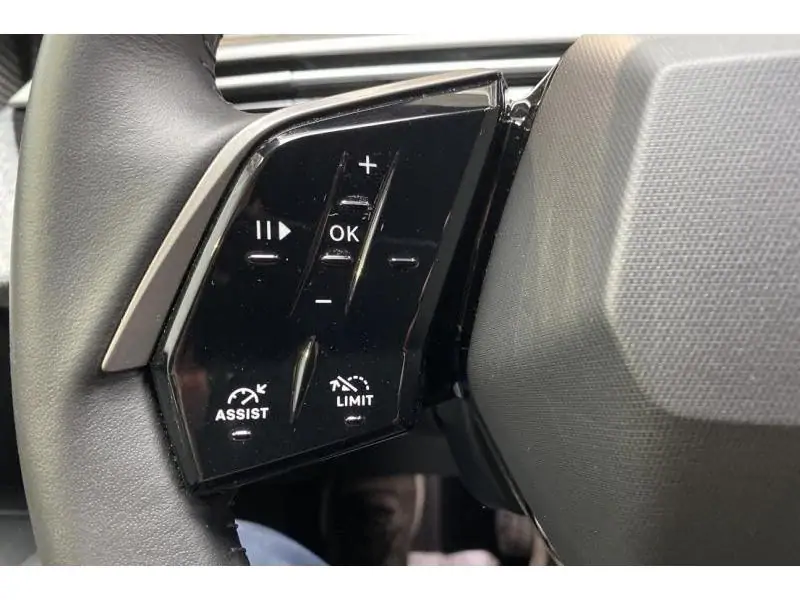Occasion Peugeot 5008 ALLURE*Caméra de recul et GPS GREY 25