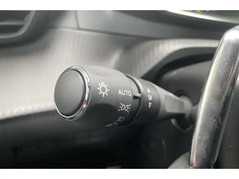 VEHICLE__CONDITION_SERVICE Peugeot 2008 GT GREY 23