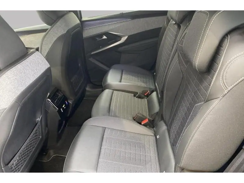 Occasion Peugeot 5008 GT - HYBRID - 7PL - 145 PK GREY 18